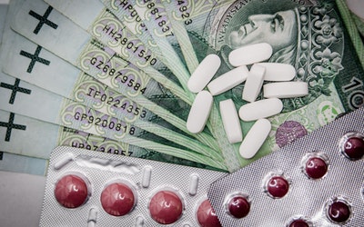 medications-money-cure-tablets-47327.jpeg